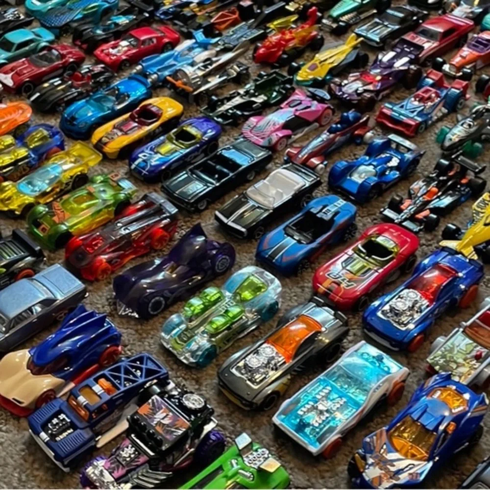 Bundle of 20 Hot Wheels Cars mixed other brands for, $15.00
Pre Owned ( Mattel) - Picture 15 of 16